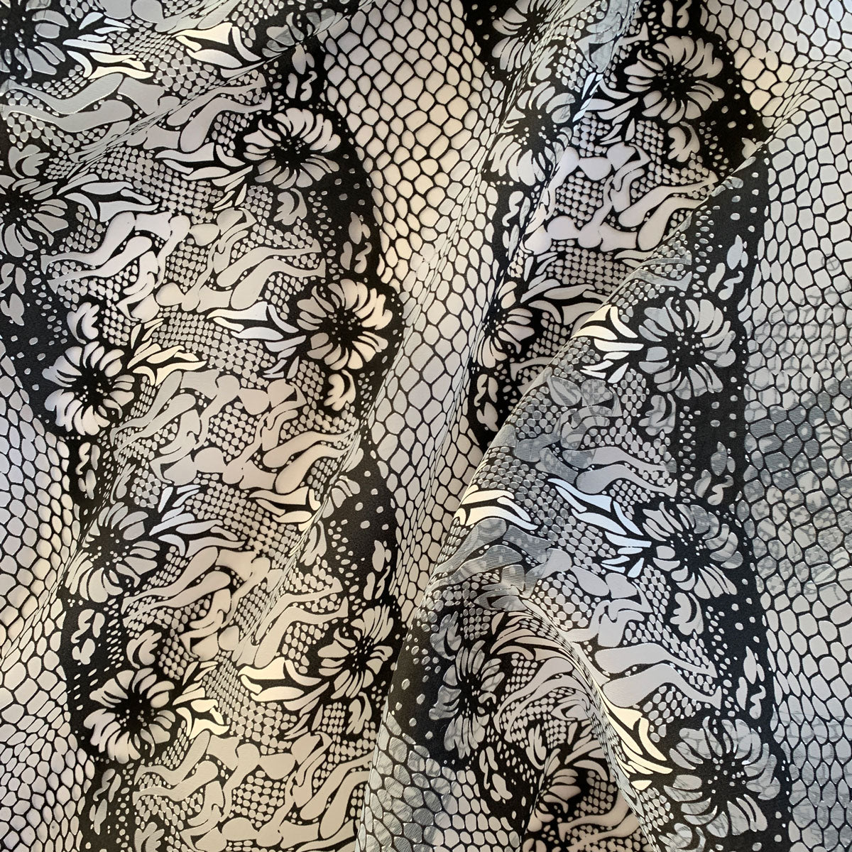 Body Lace voile - Black limited edition